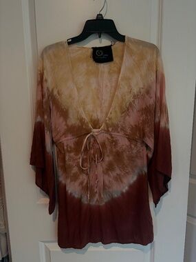 Blue Life (shop planet blue) tunic
